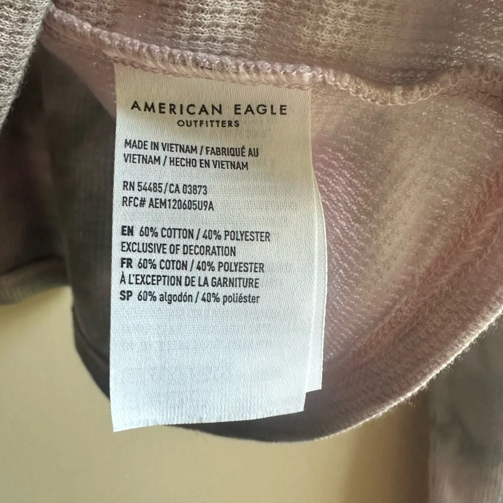 American Eagle Outfitters Blue and White Crop Hoodie